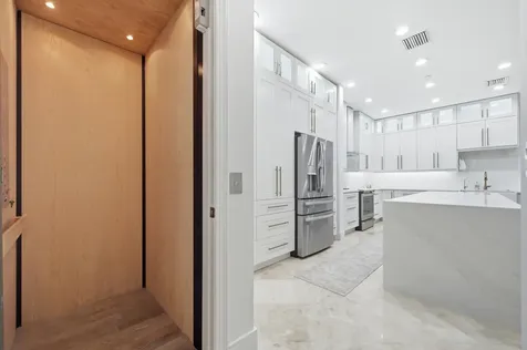 2601 NE 32nd Avenue Fort Lauderdale FL 33308