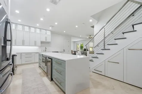 2601 NE 32nd Avenue Fort Lauderdale FL 33308