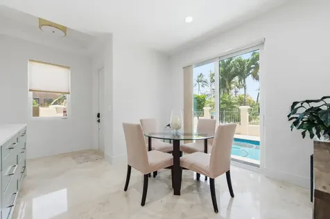 2601 NE 32nd Avenue Fort Lauderdale FL 33308