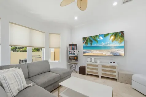 2601 NE 32nd Avenue Fort Lauderdale FL 33308