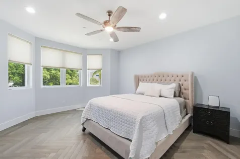 2601 NE 32nd Avenue Fort Lauderdale FL 33308