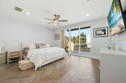 2601 NE 32nd Avenue Fort Lauderdale FL 33308