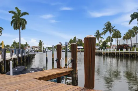 2601 NE 32nd Avenue Fort Lauderdale FL 33308