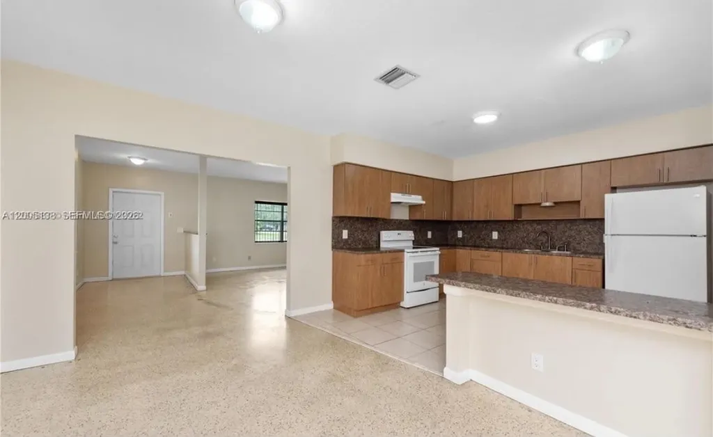 640 SW 5th Avenue Florida City FL 33034