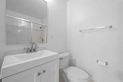 1033 NE 17th Way Fort Lauderdale FL 33304
