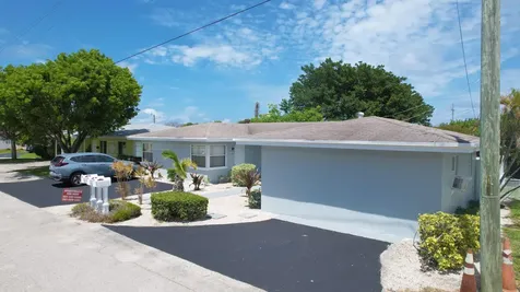 2504 Oceanview Avenue Delray Beach FL 33444