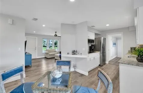 54 Hilo Court Naples FL 34112