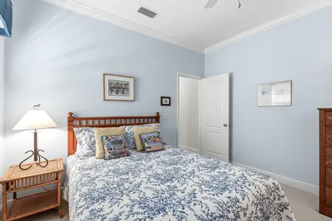 928 Carolina Circle SW Vero Beach FL 32962
