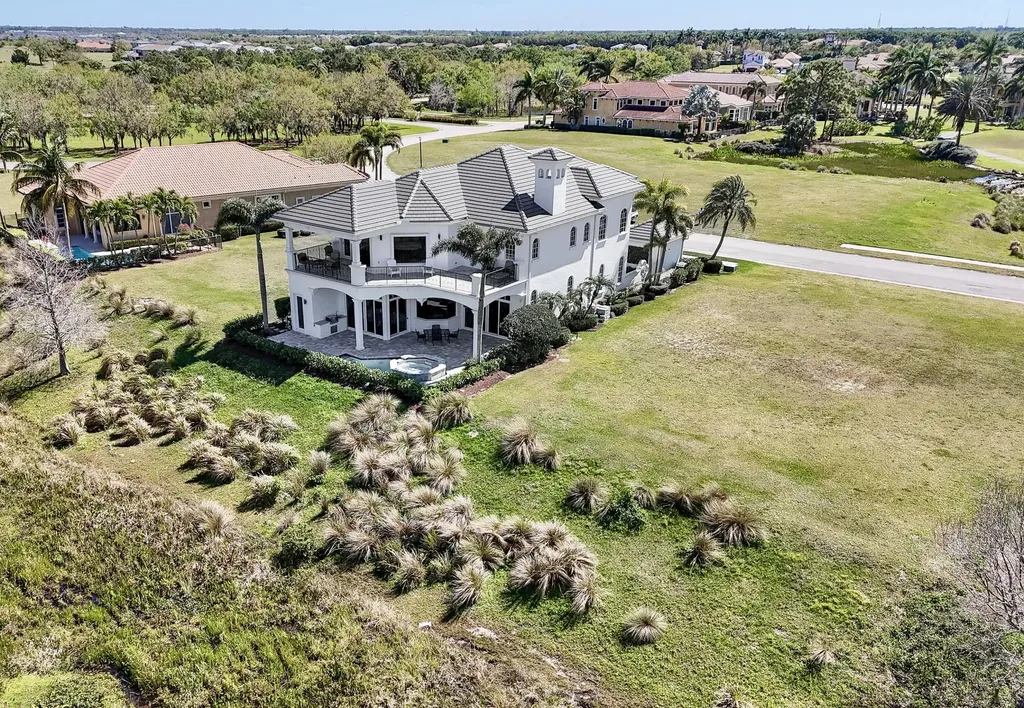 166 SE Bella Strano Port St Lucie FL 34984