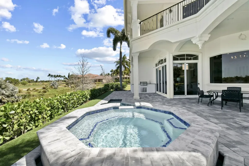 166 SE Bella Strano Port St Lucie FL 34984