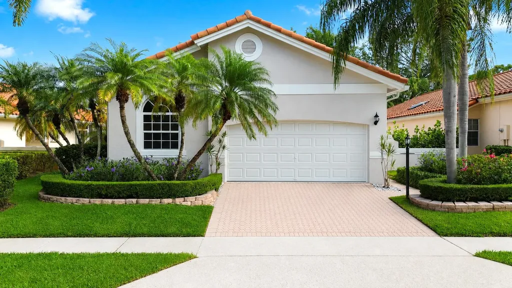 5141 Columbo Court Delray Beach FL 33484