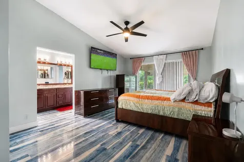 5557 N Cameo Drive N Boca Raton FL 33433