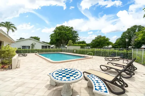 5557 N Cameo Drive N Boca Raton FL 33433