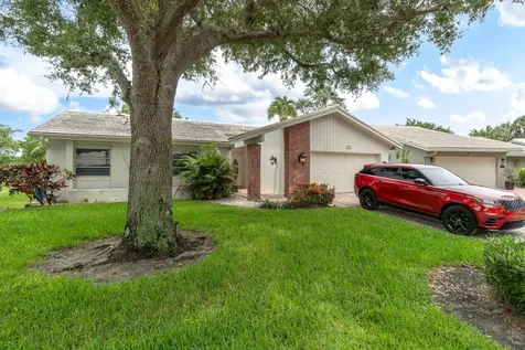 5557 N Cameo Drive N Boca Raton FL 33433