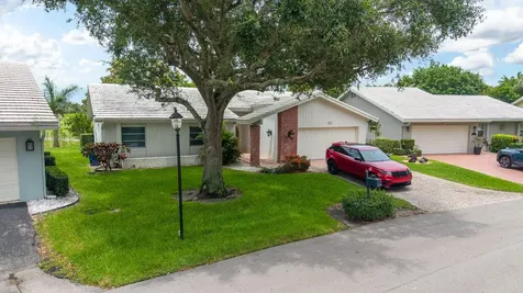 5557 N Cameo Drive N Boca Raton FL 33433