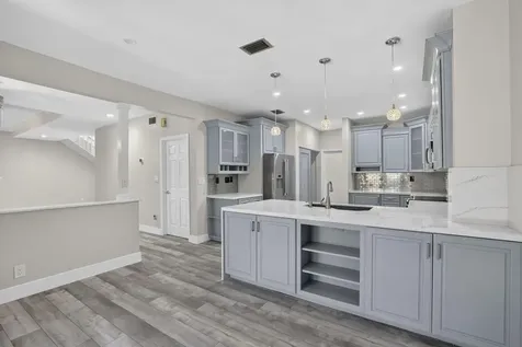 11908 Glenmore Drive Coral Springs FL 33071