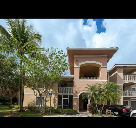 6556 Emerald Dunes Drive West Palm Beach FL 33411