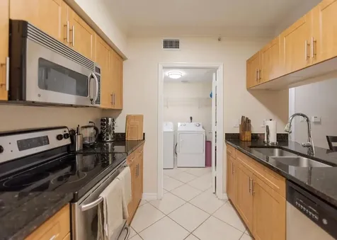 6556 Emerald Dunes Drive West Palm Beach FL 33411