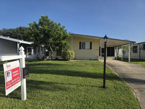 6937 SE Delegate Street Hobe Sound FL 33455