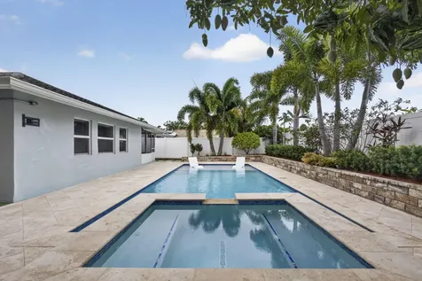 4361 Fushia Circle N Palm Beach Gardens FL 33410