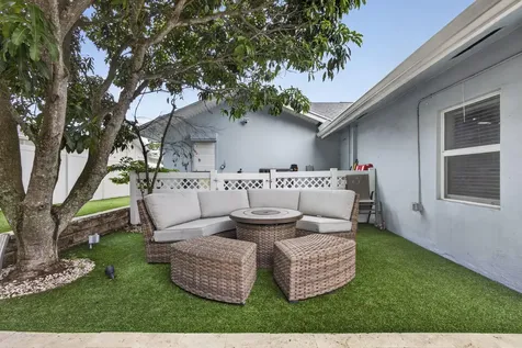 4361 Fushia Circle N Palm Beach Gardens FL 33410