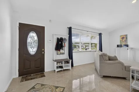 4361 Fushia Circle N Palm Beach Gardens FL 33410