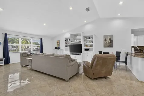 4361 Fushia Circle N Palm Beach Gardens FL 33410