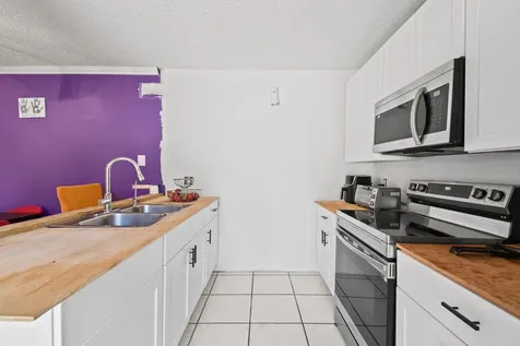 2406 24th Lane Greenacres FL 33463