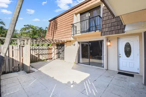 2406 24th Lane Greenacres FL 33463