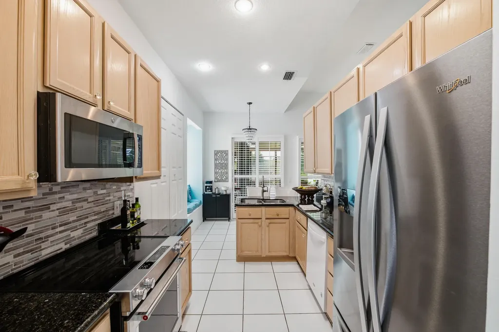 441 SW Fairway Landing Port St Lucie FL 34986