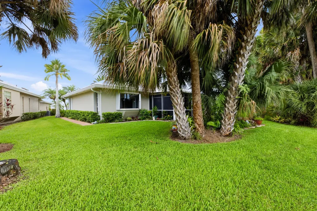 441 SW Fairway Landing Port St Lucie FL 34986