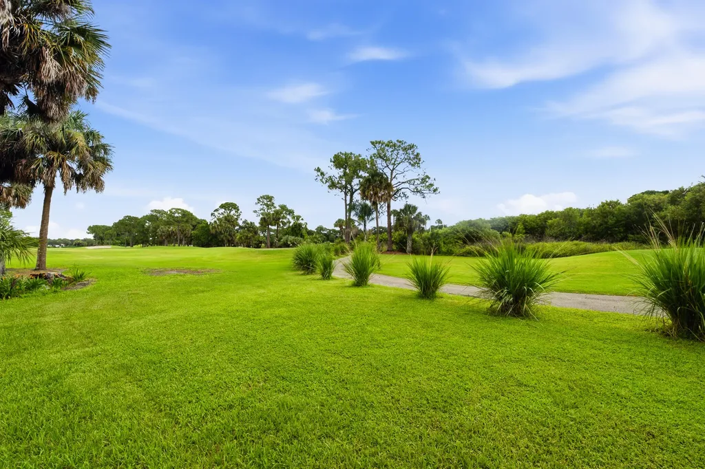 441 SW Fairway Landing Port St Lucie FL 34986