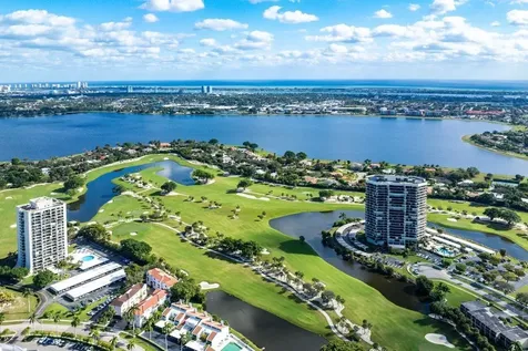 1900 Consulate Place West Palm Beach FL 33401