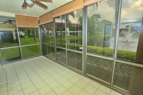 3277 Jog Park Drive Greenacres FL 33467