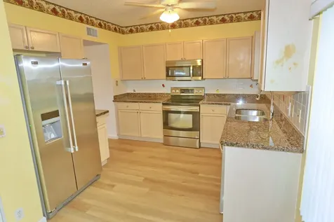 3277 Jog Park Drive Greenacres FL 33467