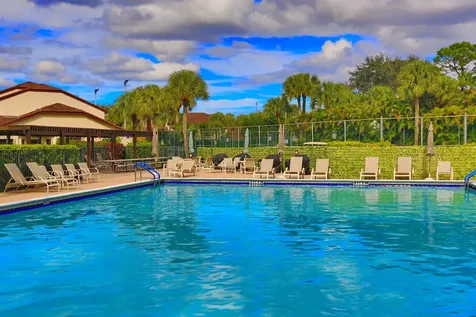 3277 Jog Park Drive Greenacres FL 33467