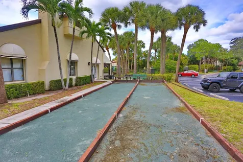 3277 Jog Park Drive Greenacres FL 33467