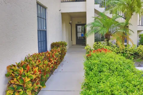 3277 Jog Park Drive Greenacres FL 33467