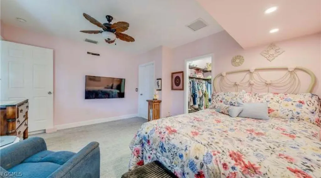 5671 Longleaf Drive North Fort Myers FL 33917