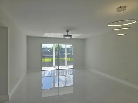 14310 Strathmore Lane Delray Beach FL 33446