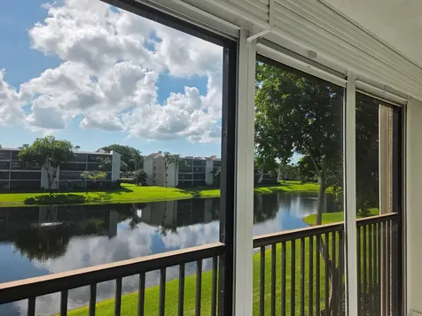 14310 Strathmore Lane Delray Beach FL 33446