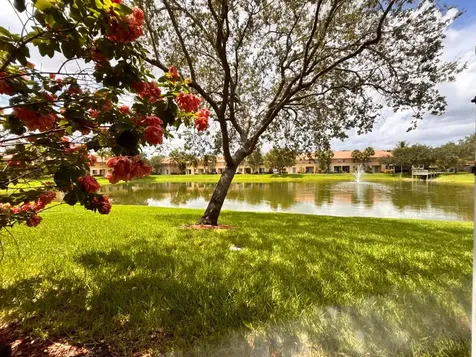 266 River Bluff Lane Royal Palm Beach FL 33411