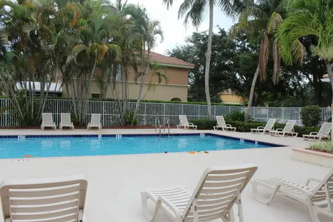 266 River Bluff Lane Royal Palm Beach FL 33411