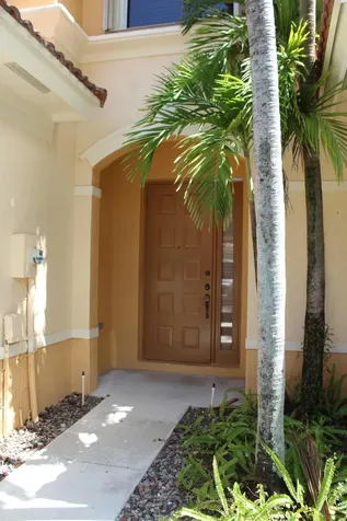 266 River Bluff Lane Royal Palm Beach FL 33411