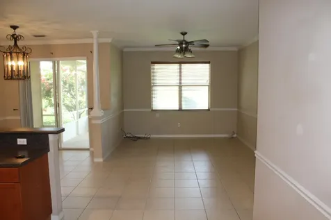 266 River Bluff Lane Royal Palm Beach FL 33411