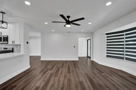 5011 Buchanan Street Hollywood FL 33021
