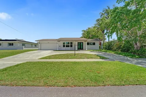 5011 Buchanan Street Hollywood FL 33021
