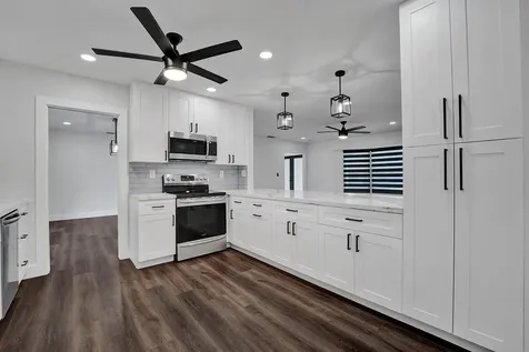 5011 Buchanan Street Hollywood FL 33021