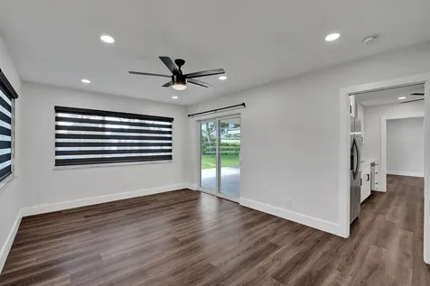 5011 Buchanan Street Hollywood FL 33021