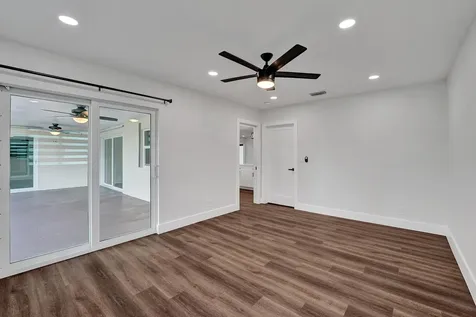 5011 Buchanan Street Hollywood FL 33021